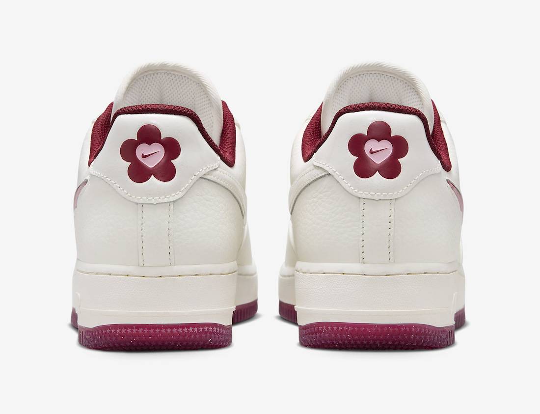 Nike WMNS Air Force 1 Low Valentine’s Day