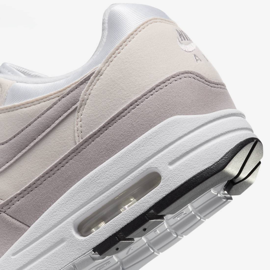 Nike WMNS Air Max 1 Platinum Violet