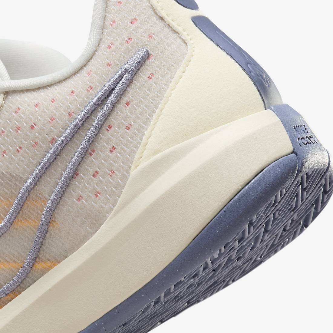 Nike WMNS Sabrina 1 Grounded