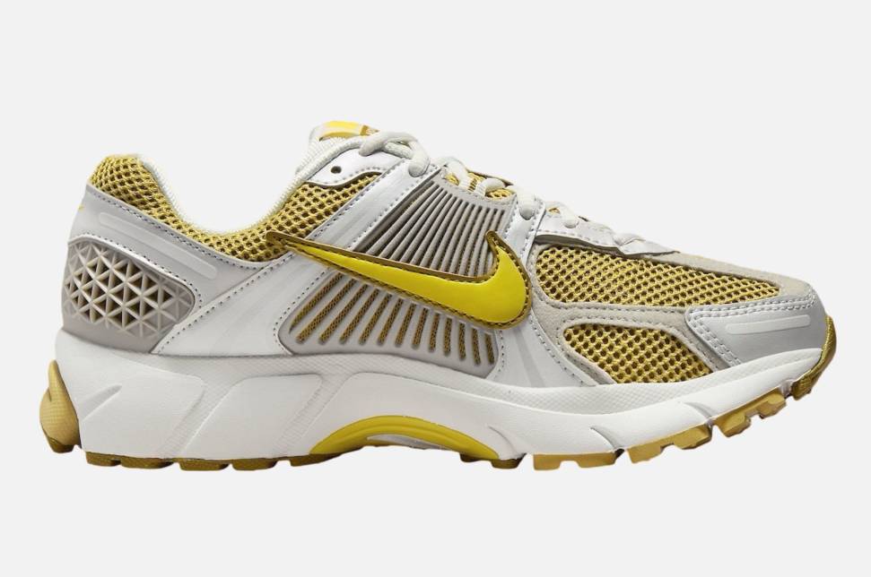 Nike WMNS Zoom Vomero 5 Bronzine