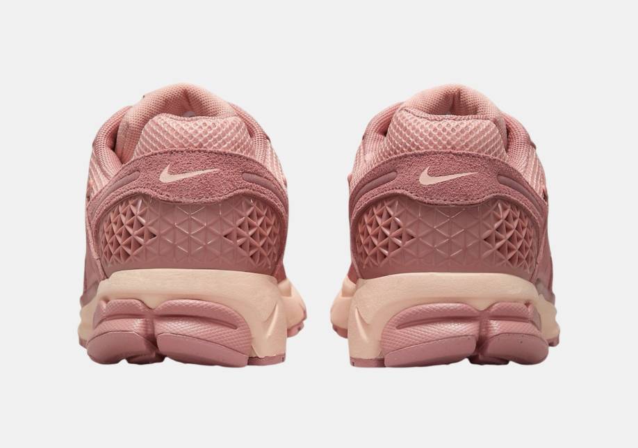 Nike WMNS Zoom Vomero 5 Red Stardust