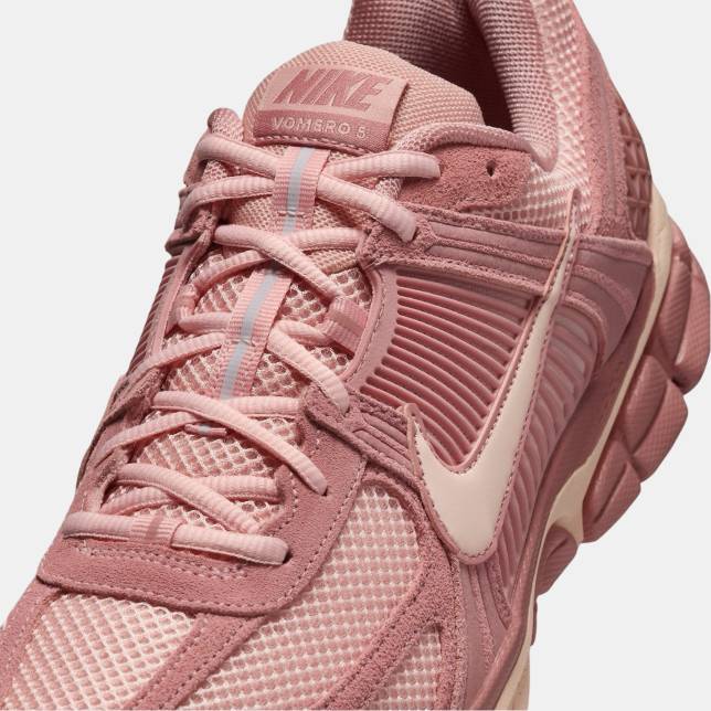 Nike WMNS Zoom Vomero 5 Red Stardust