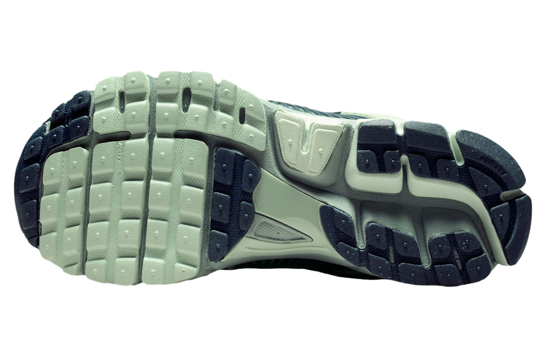 Nike Zoom Vomero 5 Clay Green / Armory Navy