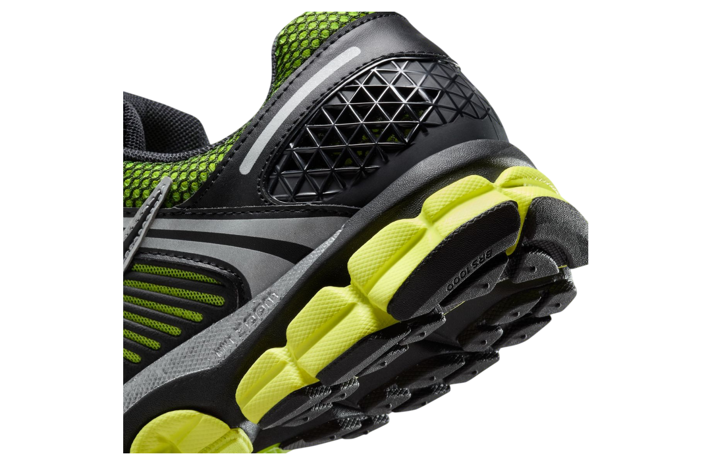 Nike Zoom Vomero 5 Lemon Venom / Black