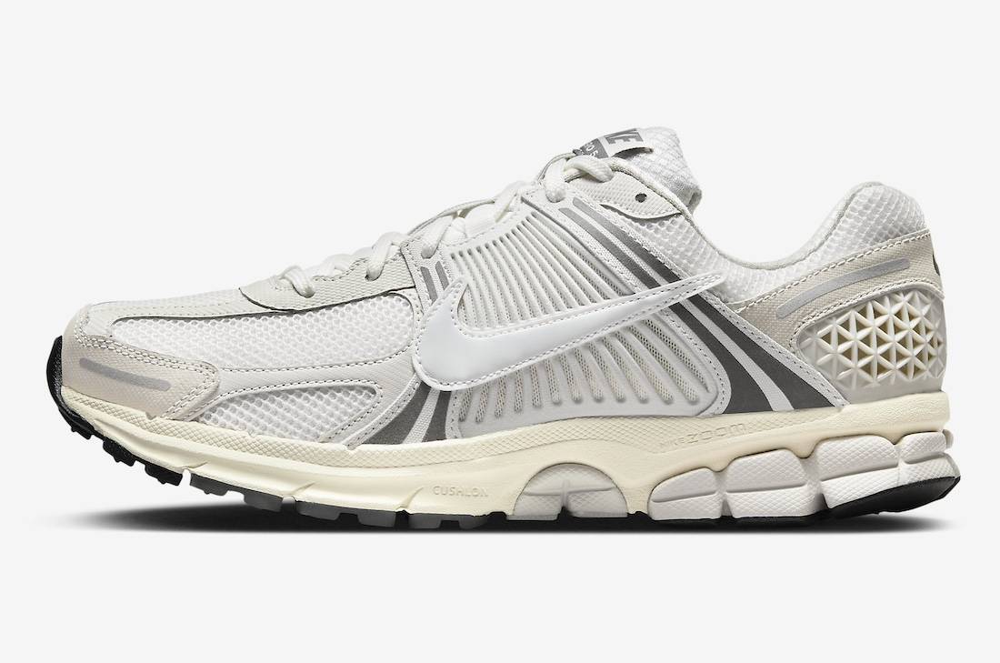 Nike Zoom Vomero 5 Platinum Tint