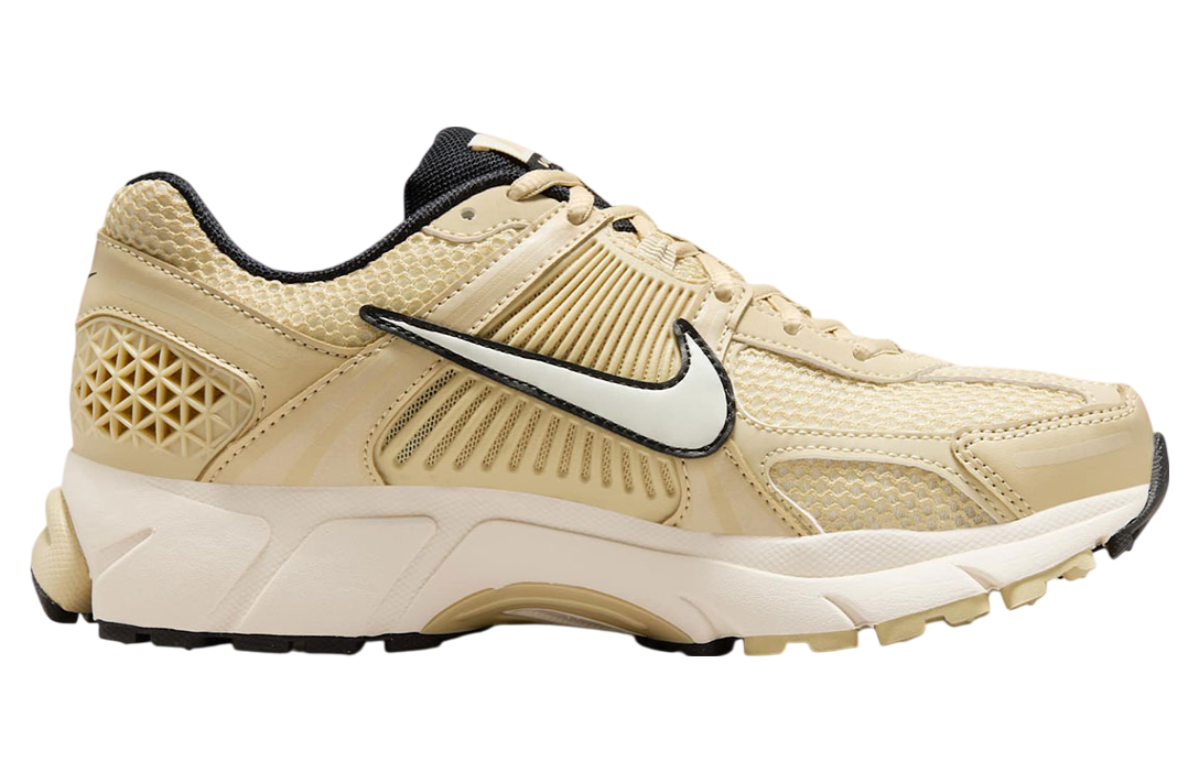 Nike Zoom Vomero 5 WMNS Gold / White