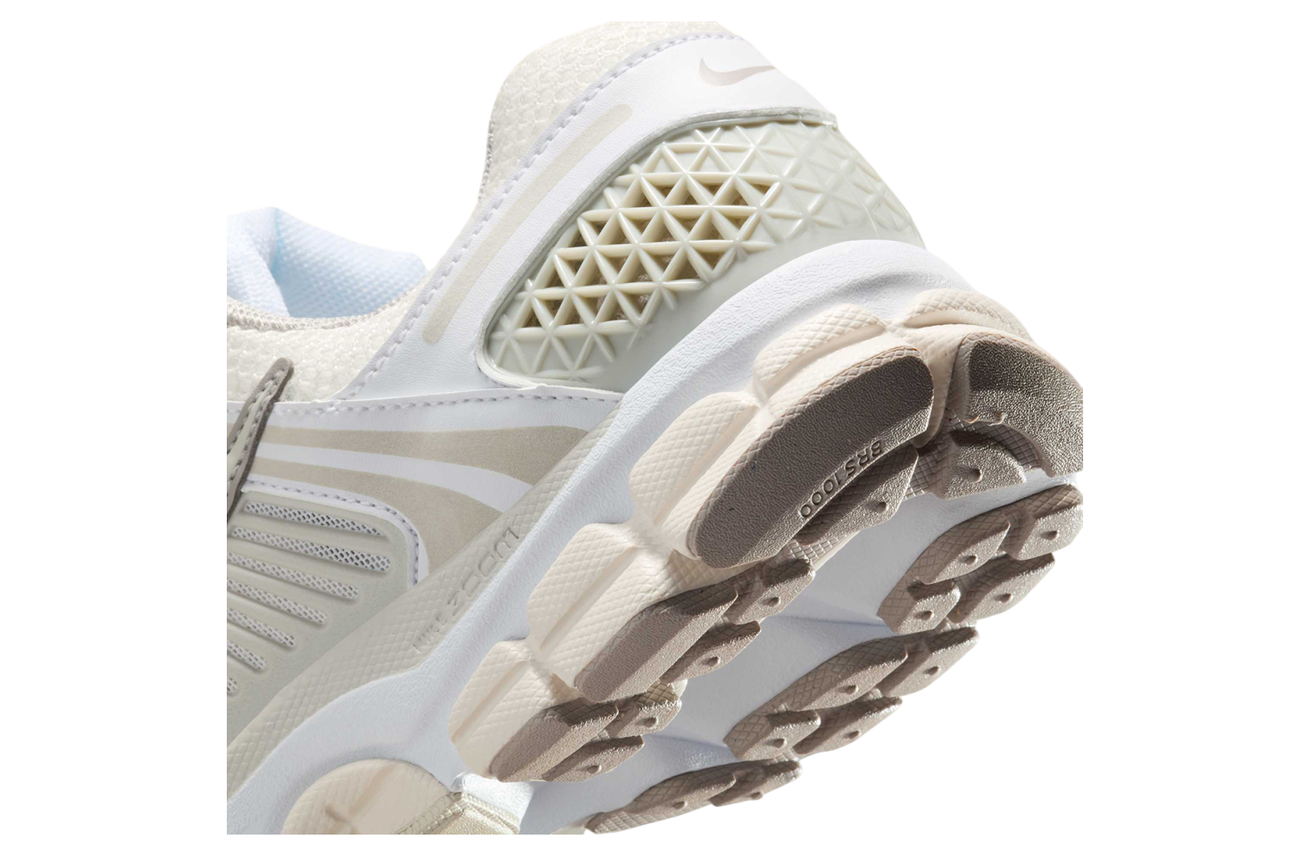 Nike Zoom Vomero 5 WMNS Light Bone / Phantom