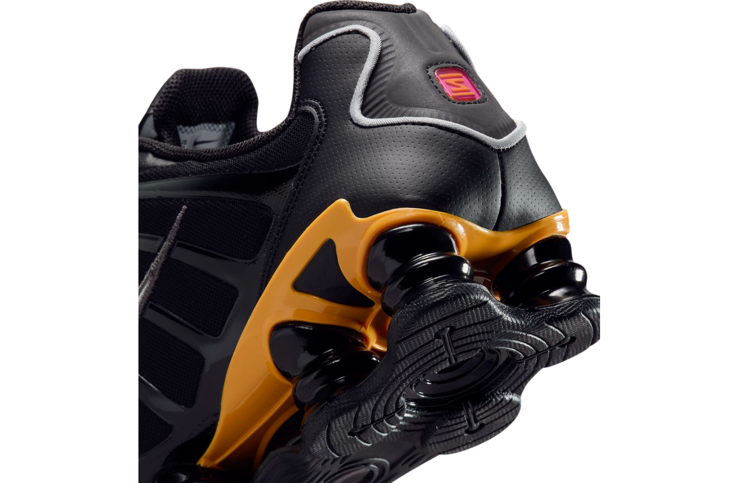 Nikes Shox TL Black / Varsity Maize