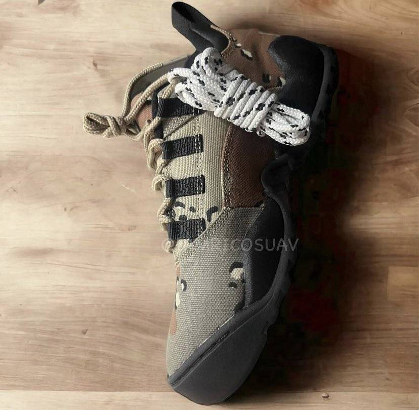 Supreme x Nike SB Darwin Low Camo