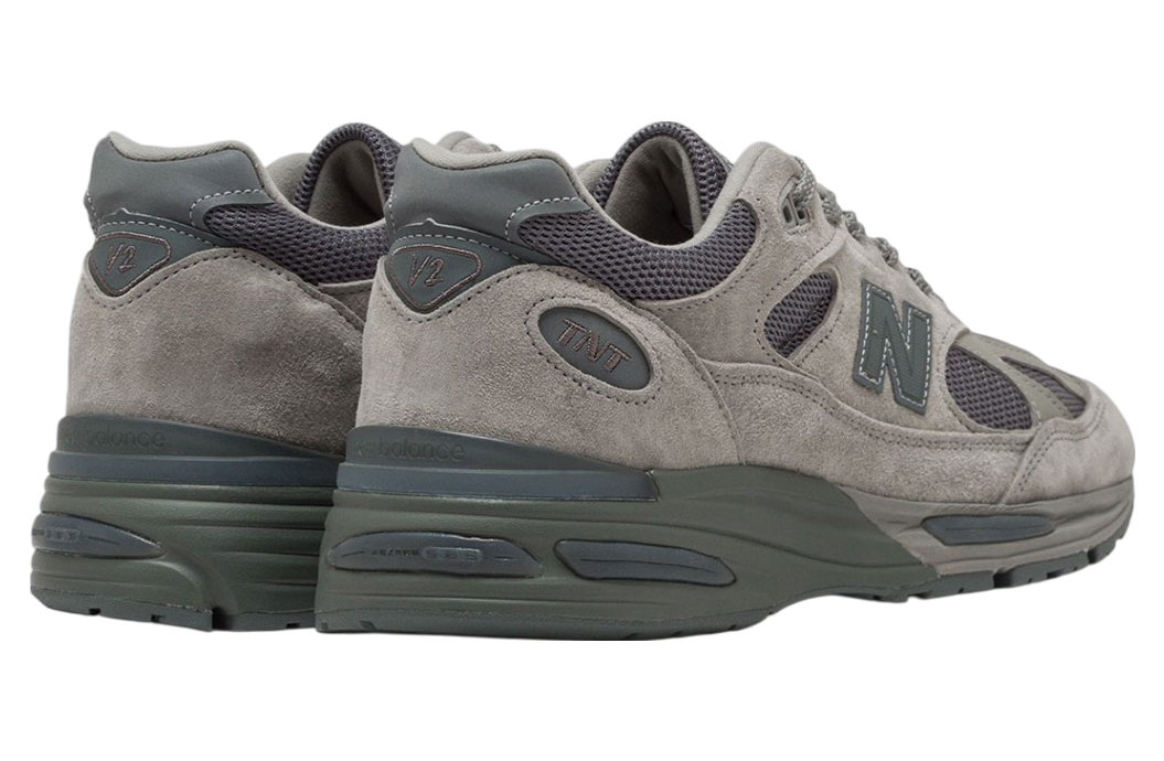 Thisisneverthat x New Balance 991v2