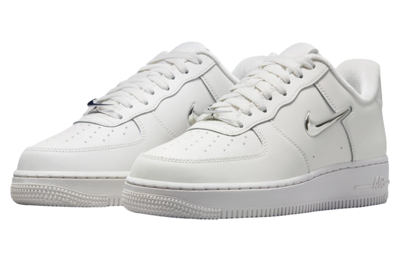 Nike Air Force 1 Low Chrome Swoosh