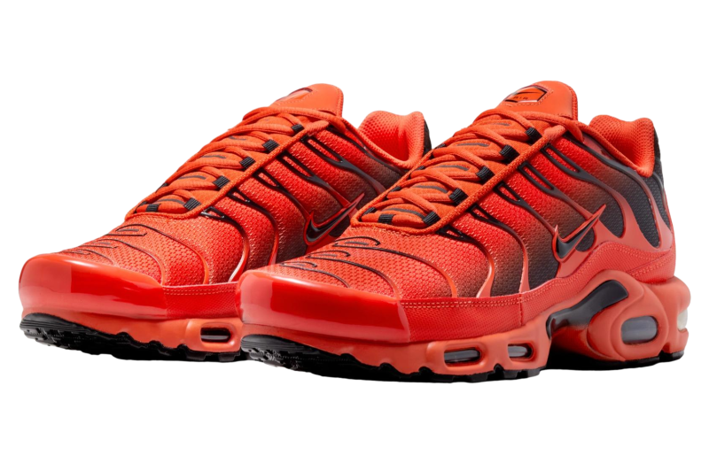 Nike Air Max Plus Picante Red / Black
