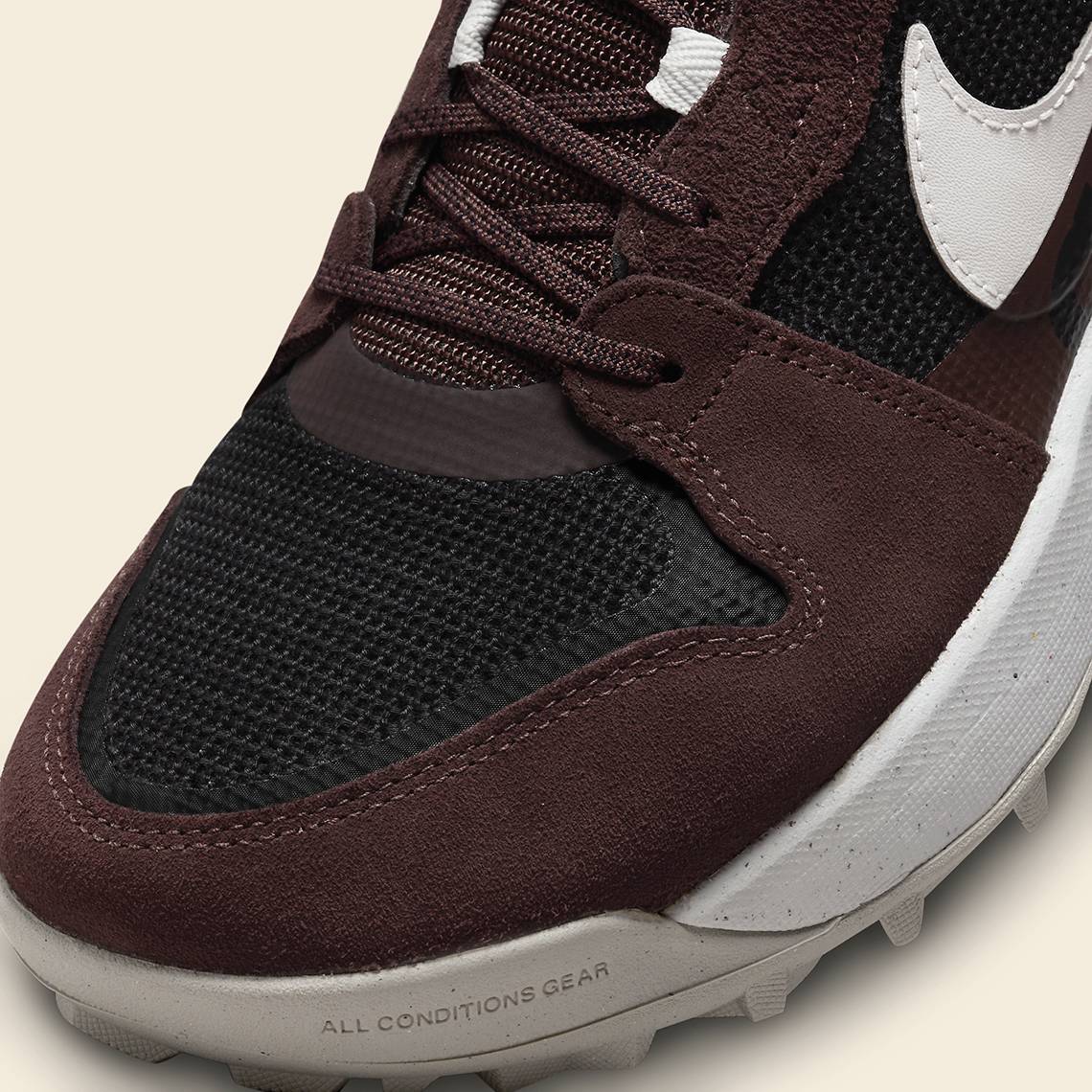 Nike ACG Lowcate