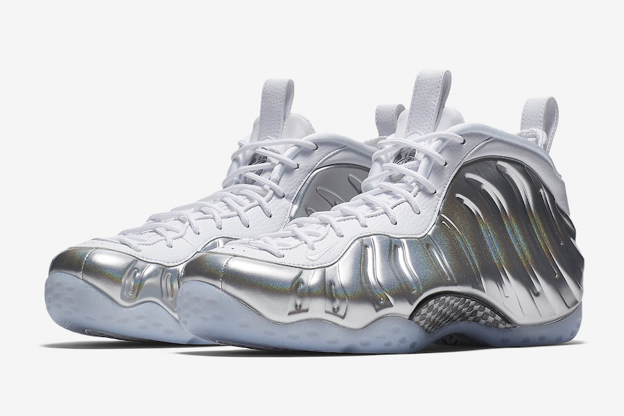 Nike WMNS Air Foamposite One “Chrome”