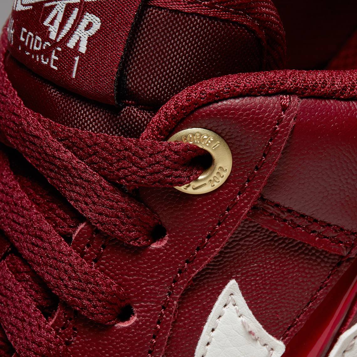 Nike Air Force 1