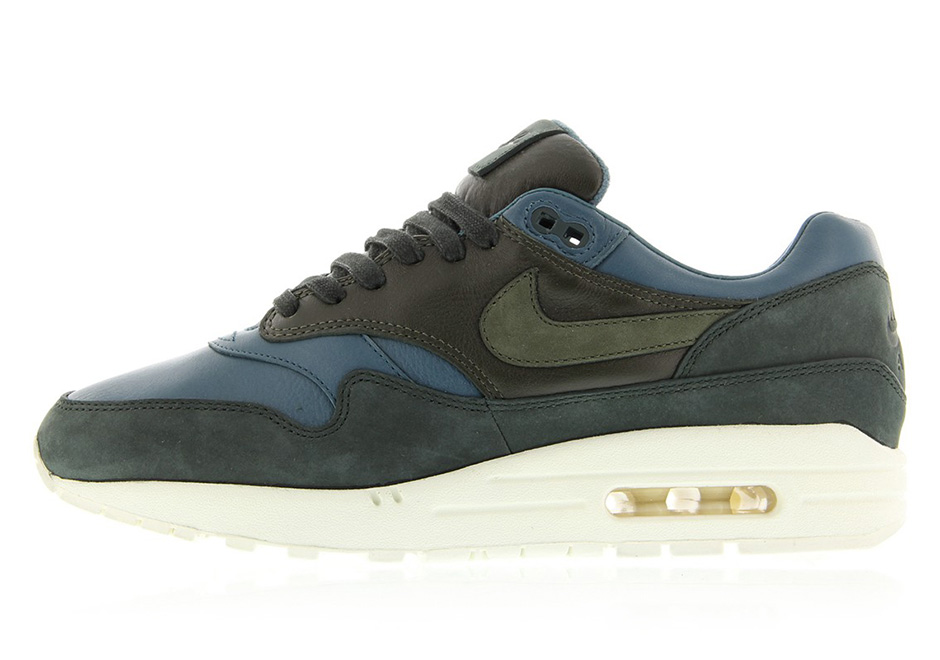 NIKELAB AIR MAX 1 PINNACLE Release Date