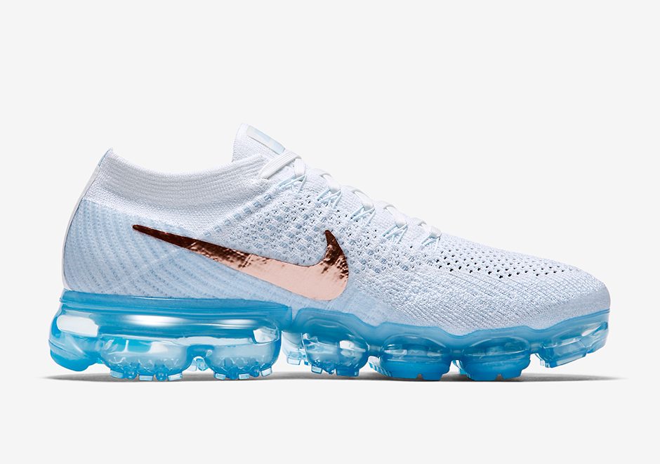 Nike WMNS Air VaporMax “Explorer Light”