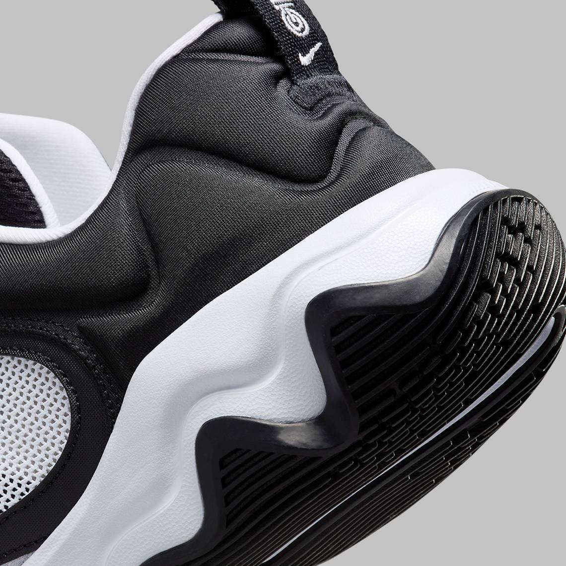 Nike Giannis Immortality 3
