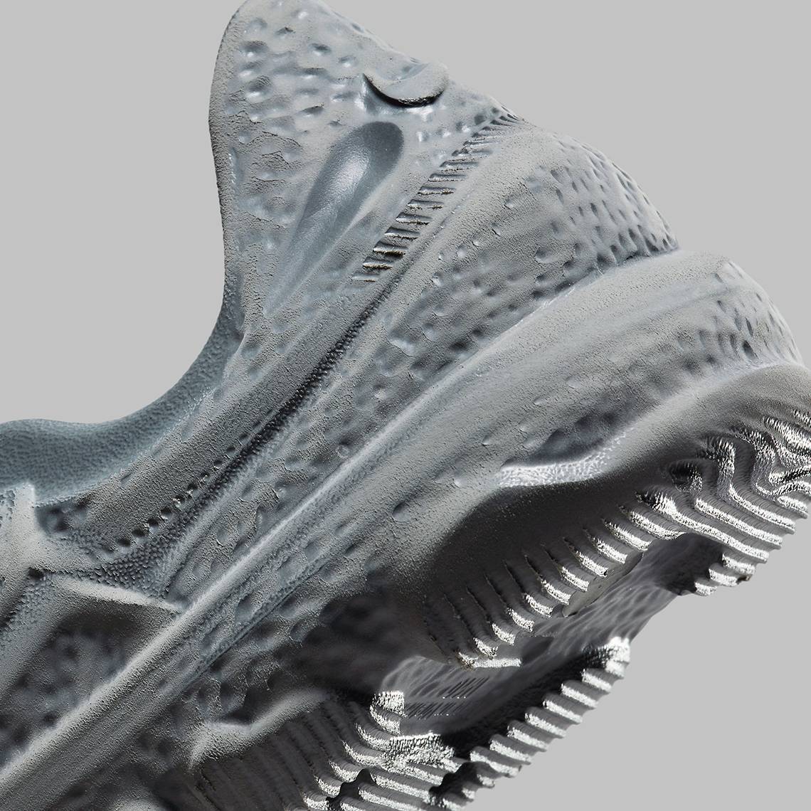 Nike ISPA Universal
