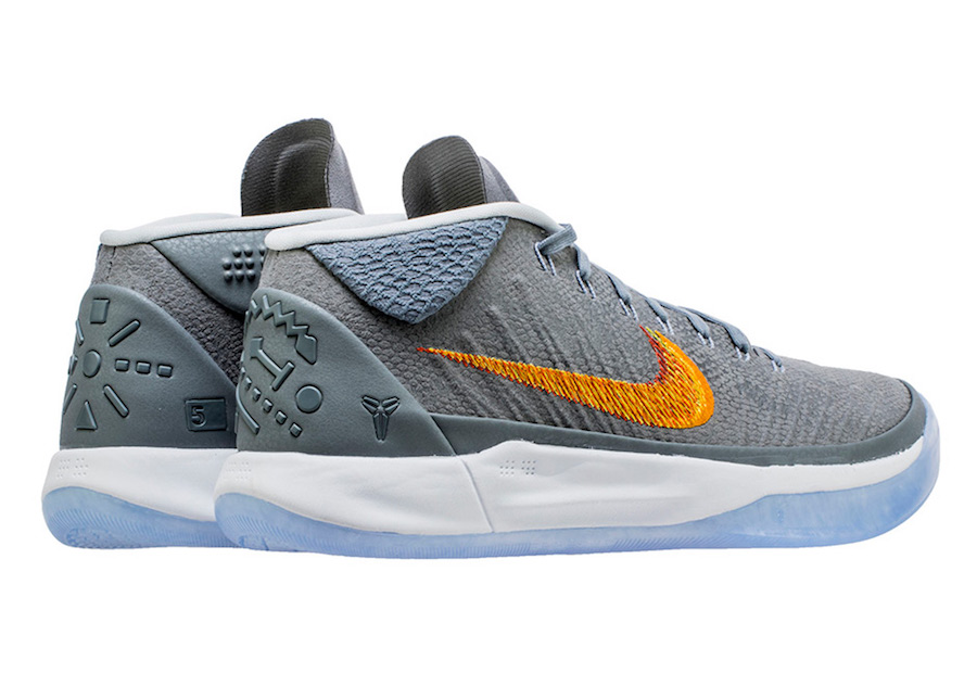 Nike Kobe AD Mid