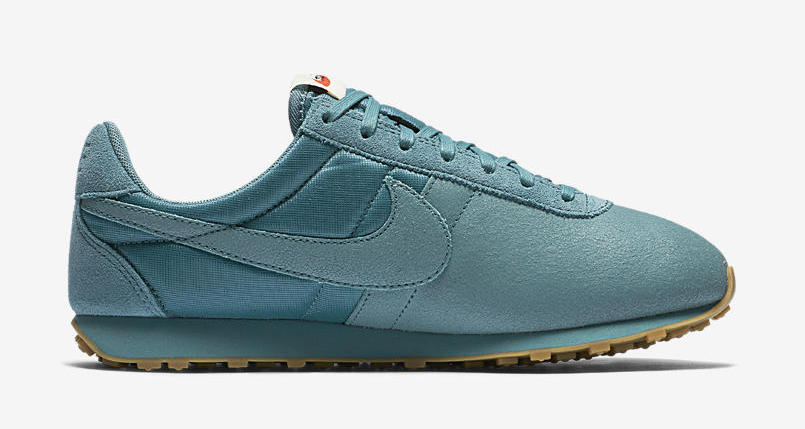 Nike WMNS Pre Montreal Racer Premium