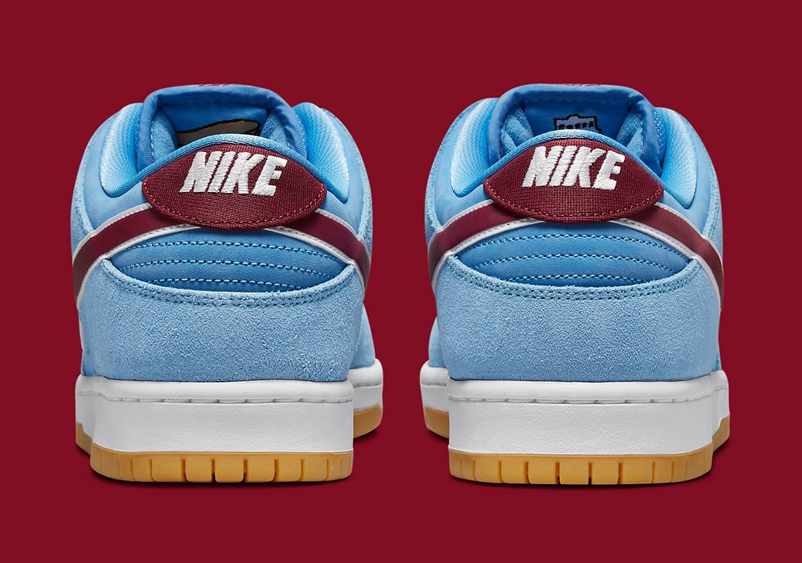 Nike SB Dunk Low Pro