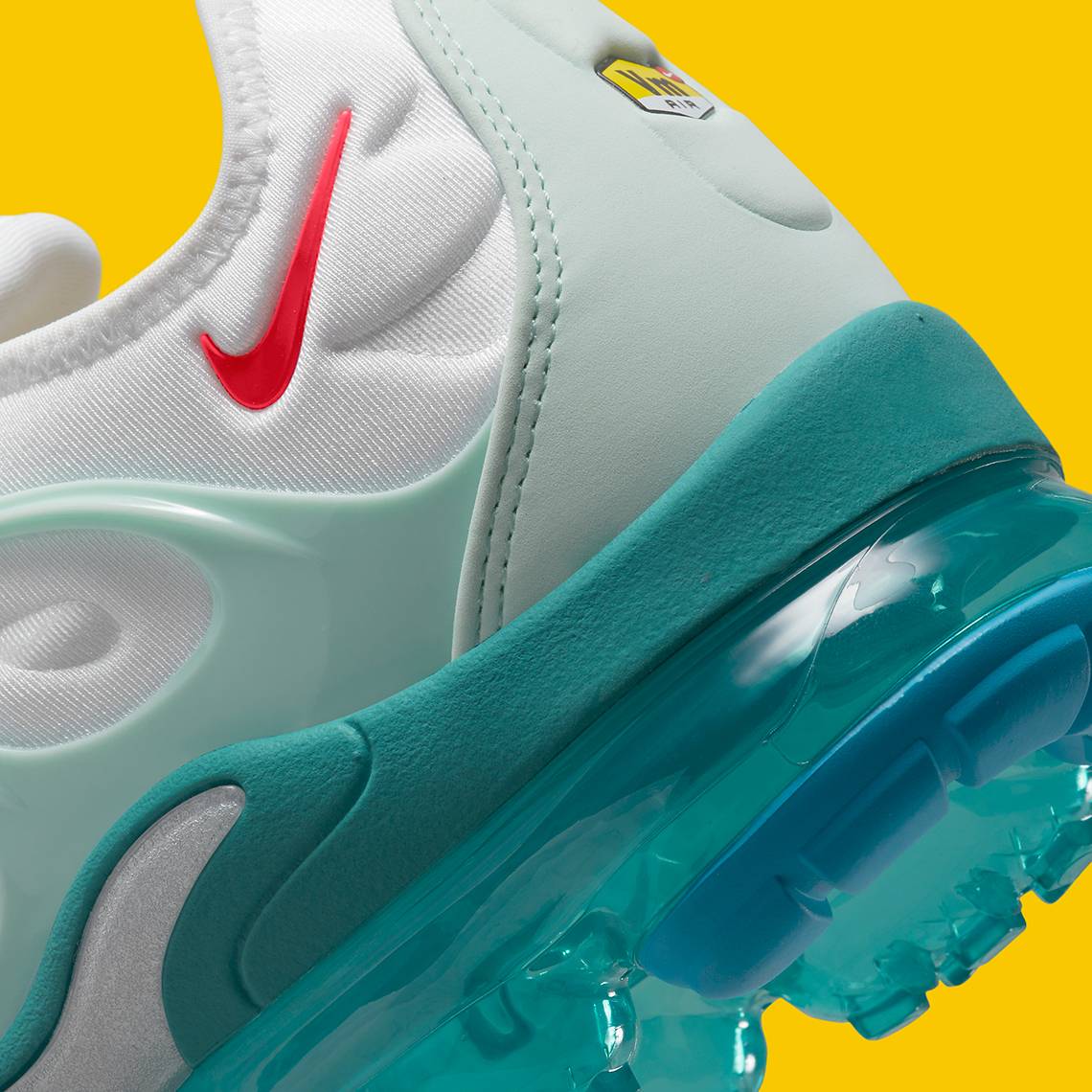 Nike Air VaporMax Plus