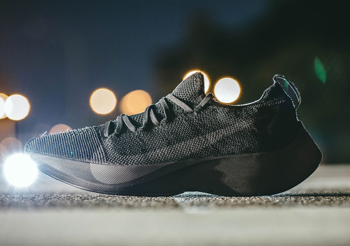 Nike Zoom Vapor Street Flyknit