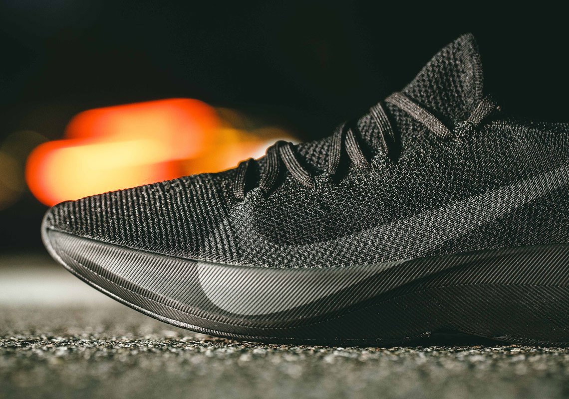 Nike Zoom Vapor Street Flyknit