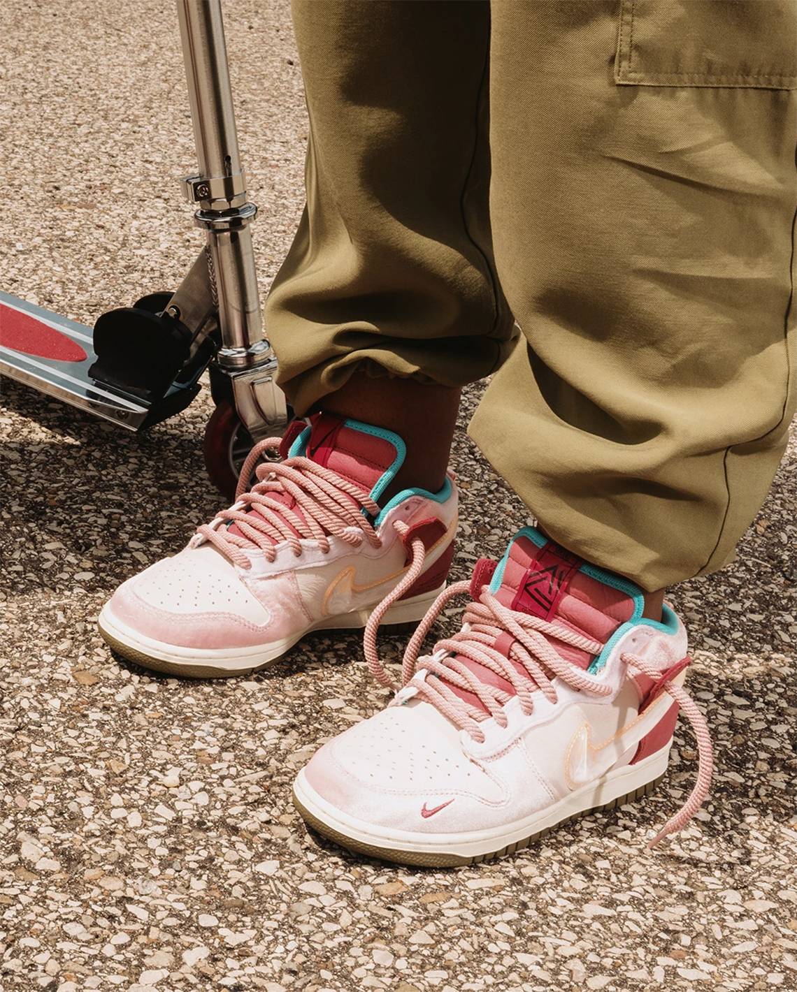 Social Status x Nike Dunk