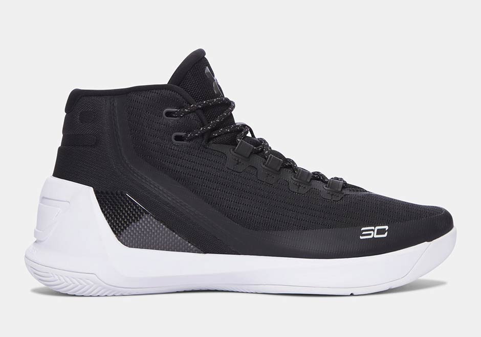 Under Armour Curry 3 “Cyber Monday”