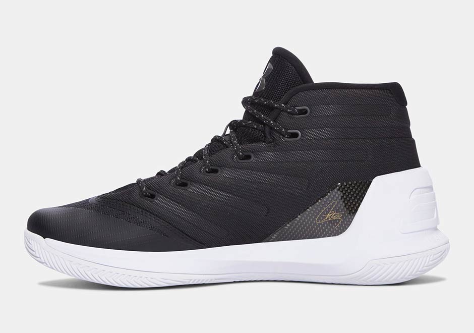 Under Armour Curry 3 “Cyber Monday”